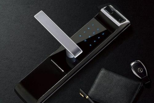 如何選購到合適的酒店智能門鎖